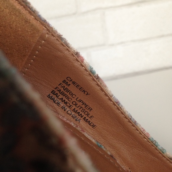 Steve Madden Velvet Floral Wooden Platform Pumps - Picture 5 of 6